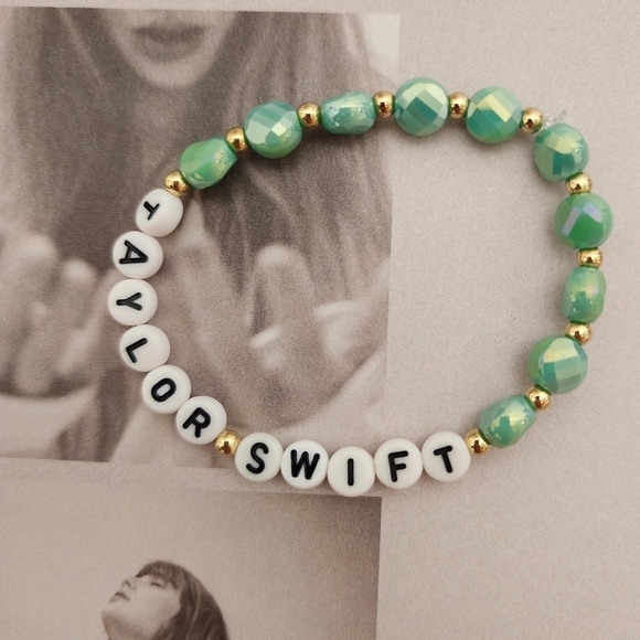 Taylor Swift Tim McGraw Handmade Friendship Bracelets Set Of 5 - Picture 6 of 10